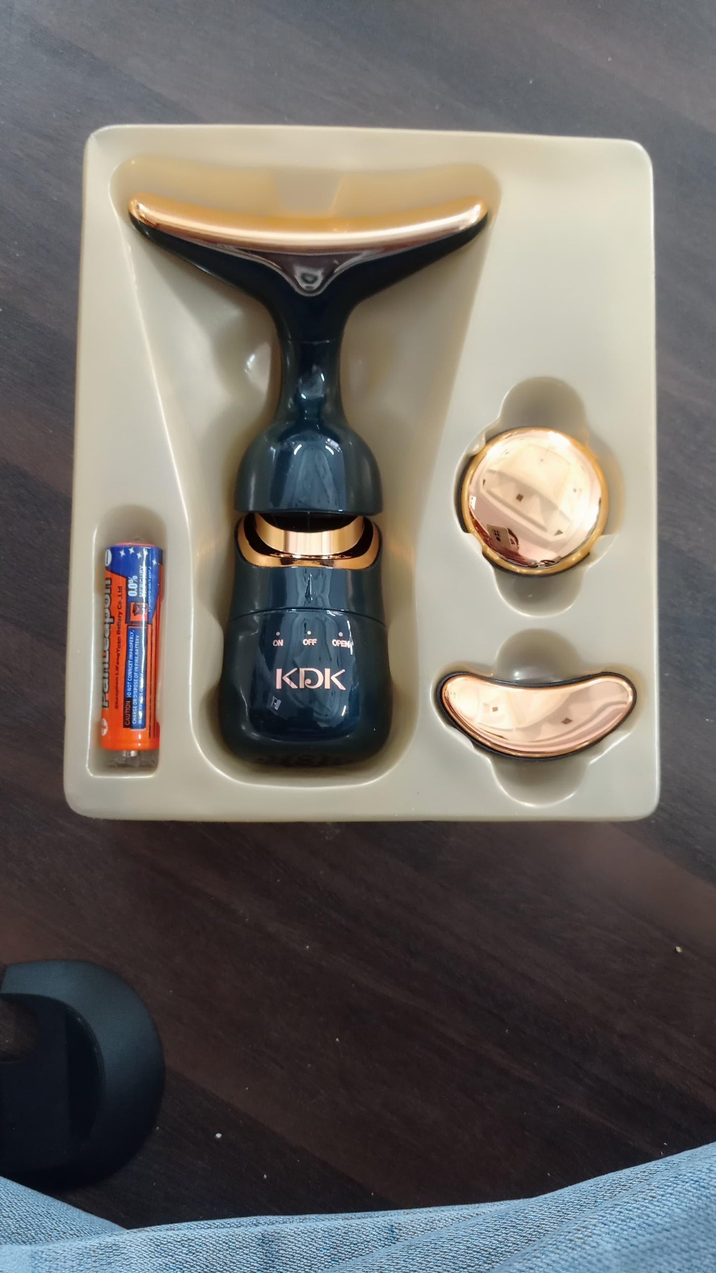 A+ Grade2 In 1 Anti Wrinkles Facial Massager For Skin Care